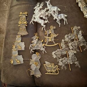 Vintage Set of 4 ONLY Acrylic Clear Carousel Horses  w/Gold Trim   Ornaments $4